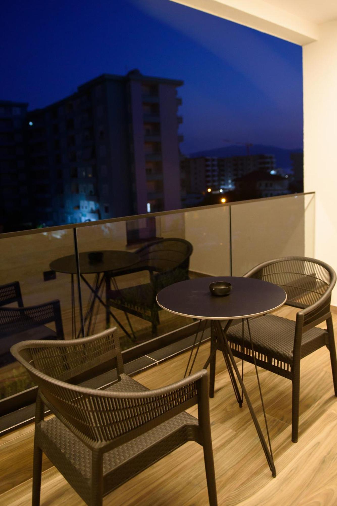 Calma Boutique Hotel Vlore Luaran gambar