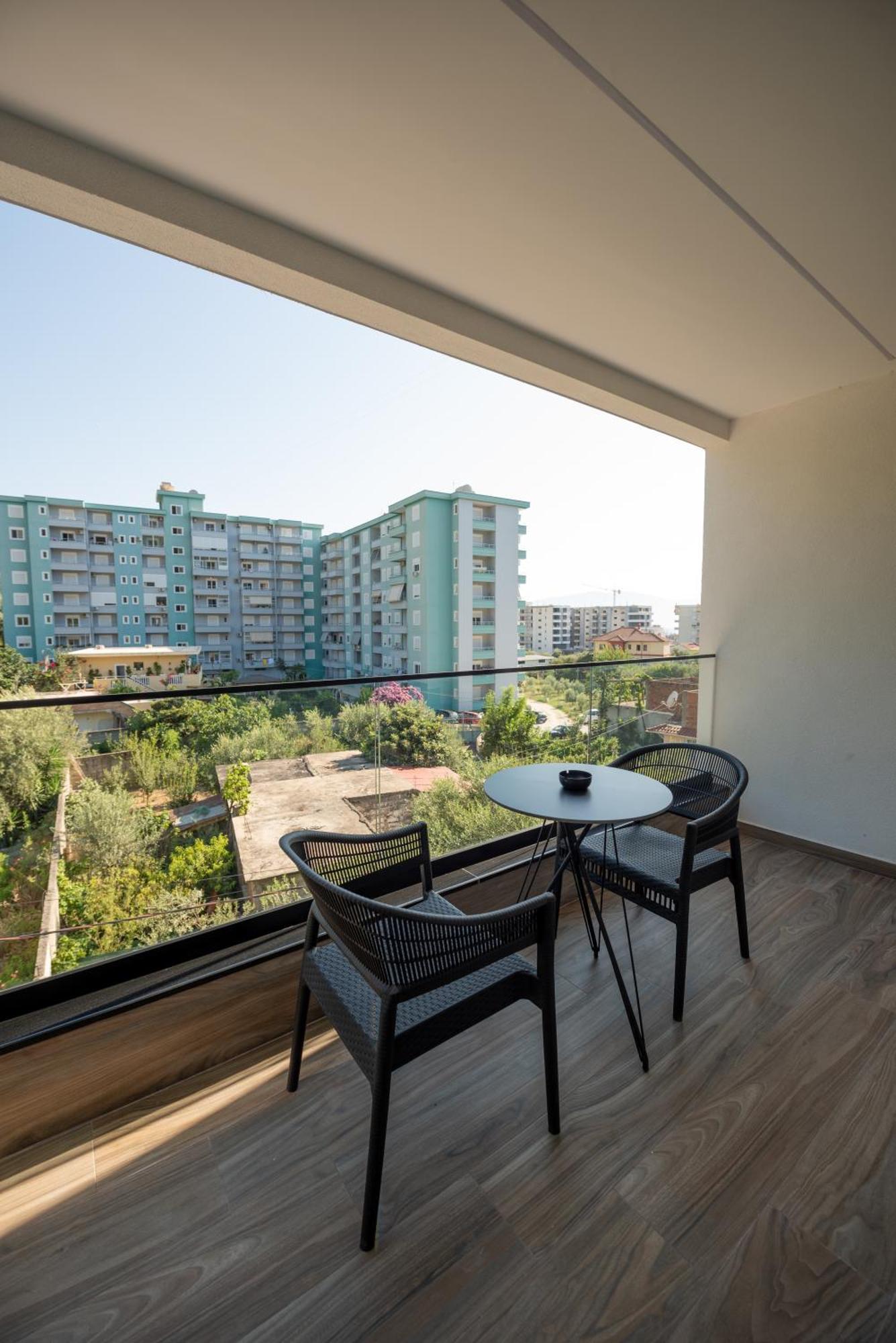 Calma Boutique Hotel Vlore Luaran gambar